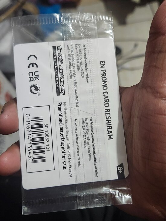 Reshiram Promo Card - Picture 3 of 3